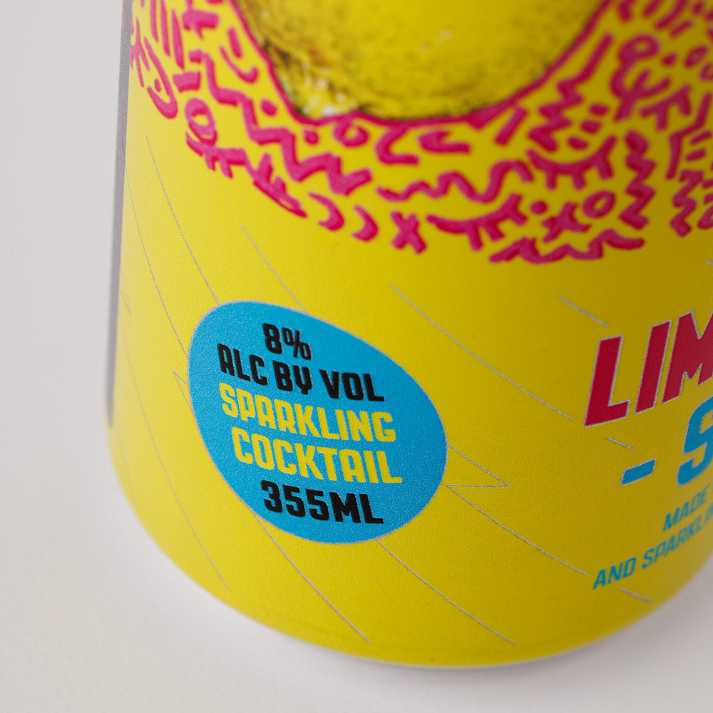 Close-up of the Limoncello Spritz can's alcohol and volume badge